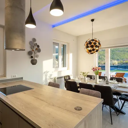 Big Garden Вилла *