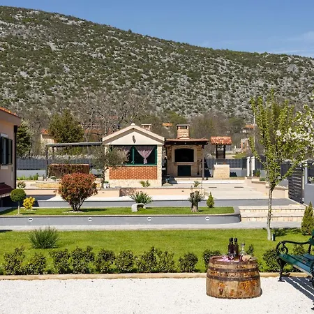 Villa Big Garden