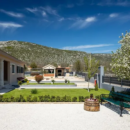 Villa Big Garden *